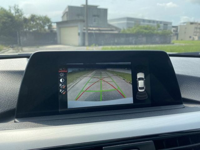 BMW 320I 汽油 低里程 僅跑10萬 摸門解鎖 盲點 5AS HK音響 導航  第13張相片