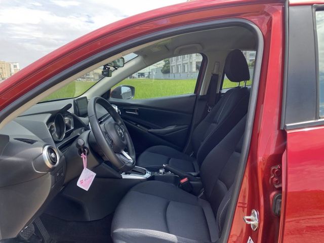 2020馬2 五門掀背小車 熱門車款 原廠保養 一手女用車 原鈑件  第15張相片