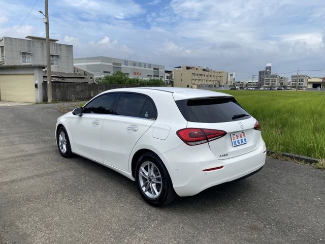 A180 小姐姐最愛 原廠保養 盲點摸門 配備基本滿 便宜賣 快就好  第6張相片