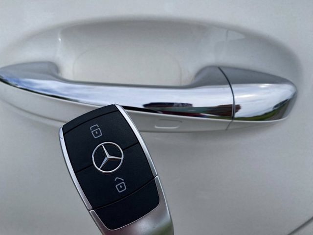 A180 小姐姐最愛 原廠保養 盲點摸門 配備基本滿 便宜賣 快就好  第7張相片