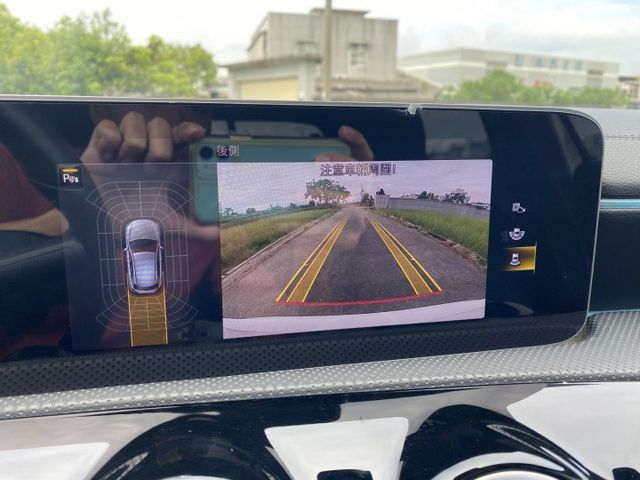 A180 小姐姐最愛 原廠保養 盲點摸門 配備基本滿 便宜賣 快就好  第14張相片