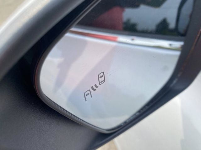 2024 亞力士CROSS 高階潮玩版 / 摸們/盲點/原廠保養/電動尾門/ACC跟車/360環景 便宜  第8張相片