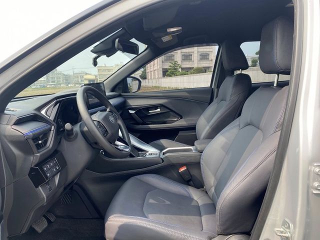 2024 亞力士CROSS 高階潮玩版 / 摸們/盲點/原廠保養/電動尾門/ACC跟車/360環景 便宜  第18張相片