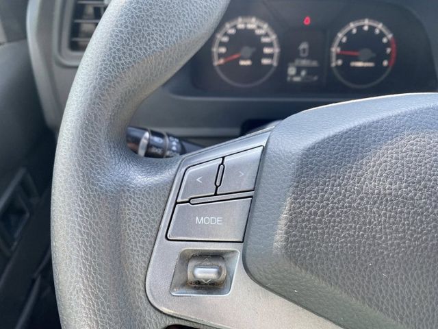 自排 超稀有 僅跑3萬  8人座  第10張相片