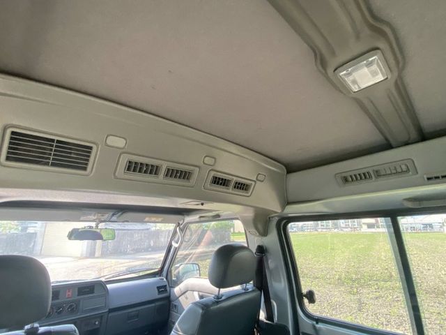 自排 超稀有 僅跑3萬  8人座  第14張相片