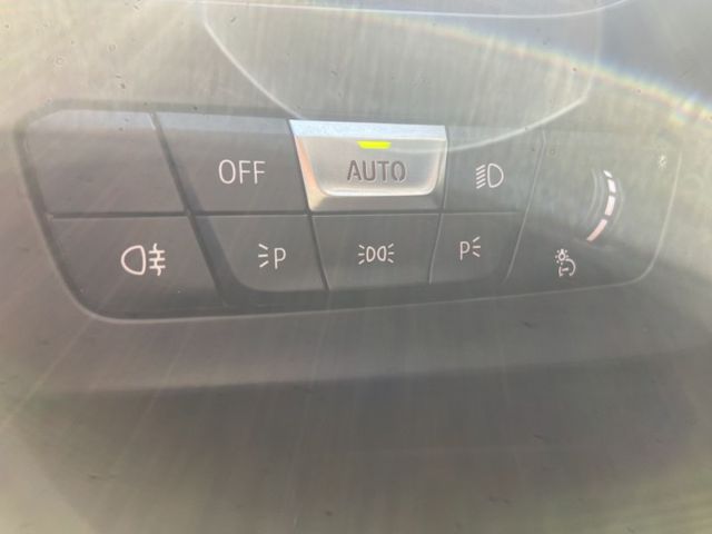 2019 118i 一手女用美車 坐上去立馬變辣妹 改款大銀幕  第10張相片