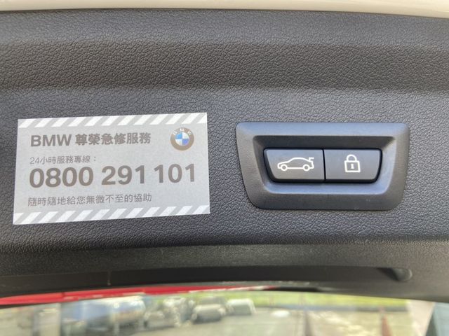 2019 118i 一手女用美車 坐上去立馬變辣妹 改款大銀幕  第20張相片