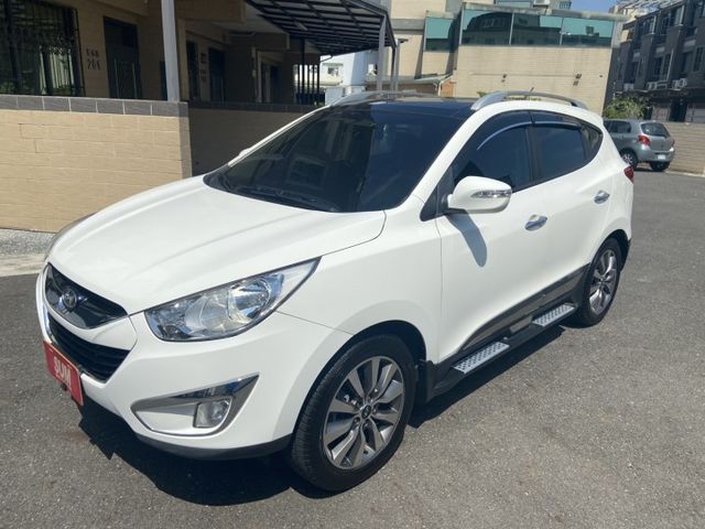 2012 IX35 經典白 頂級IK 僅跑9萬 全網跑最少 車況優質 認證車  第1張相片