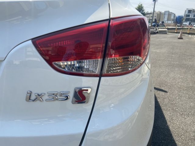 2012 IX35 經典白 頂級IK 僅跑9萬 全網跑最少 車況優質 認證車  第19張相片