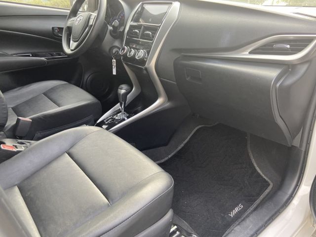 2020年 大鴨 內裝保養良好 代步省油省稅  第10張相片