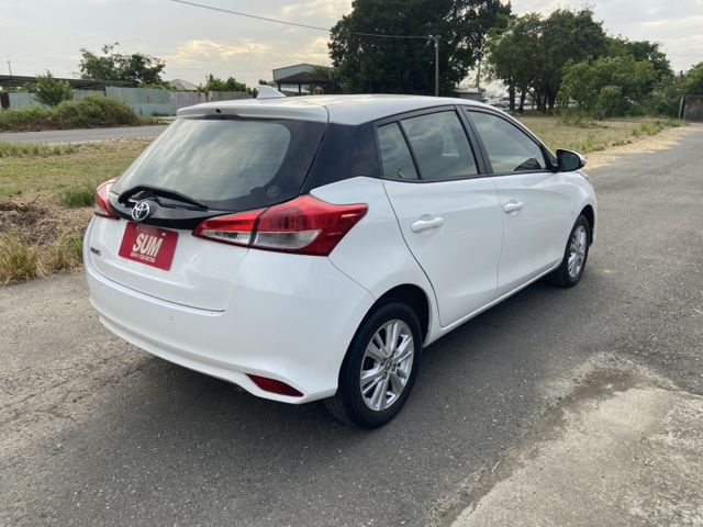 2020年 大鴨 內裝保養良好 代步省油省稅  第15張相片