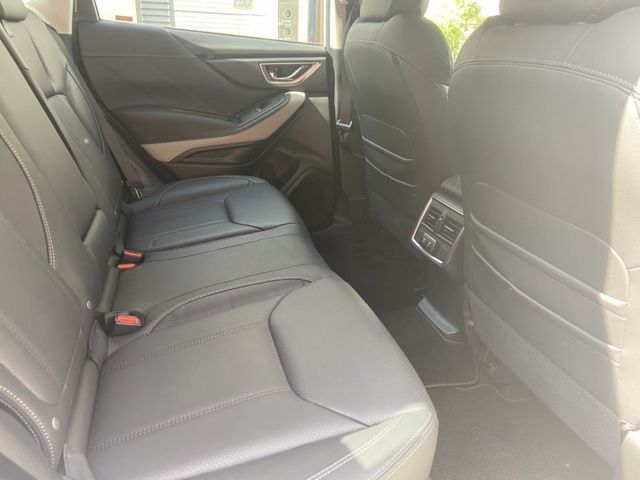 2024 i-s 頂級版 4WD 豪華房車 一家人出去旅遊爬山都不是問題 完整lv2  第12張相片