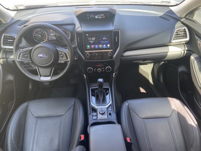 2024 i-s 頂級版 4WD 豪華房車 一家人出去旅遊爬山都不是問題 完整lv2  第16張相片