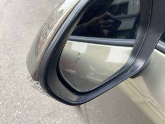 旗艦版 主被動安全滿 ACC跟車 雙前座電熱椅 原鈑件  電動腰靠  第7張相片