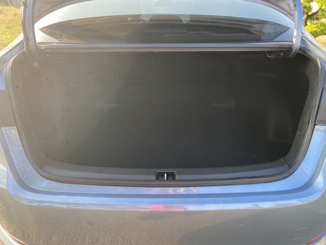 2020 ALTIS 前車主加裝原廠盲點偵測 升級安卓機 抬頭顯示器  水藍色超有質感  第17張相片