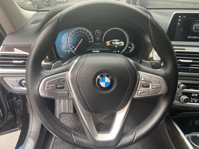 730LD 長軸版 市場沒車 有實力有品味的老闆 開過就懂他的好 襯托沉穩與低調的品味  第4張相片