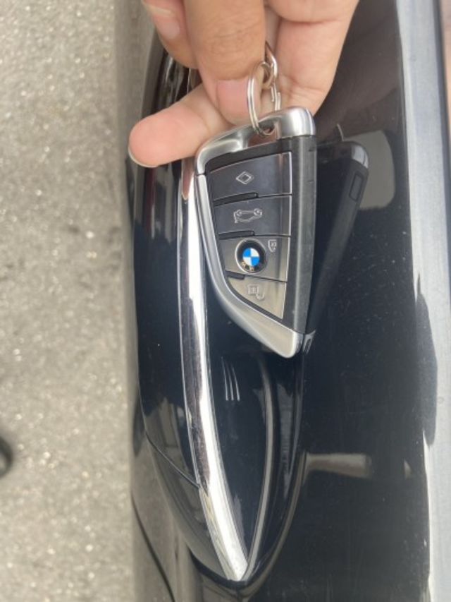 730LD 長軸版 市場沒車 有實力有品味的老闆 開過就懂他的好 襯托沉穩與低調的品味  第6張相片