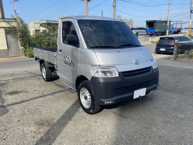 2024 自排小貨車 省油耐操 原廠保養 車況穩當當  第3張相片