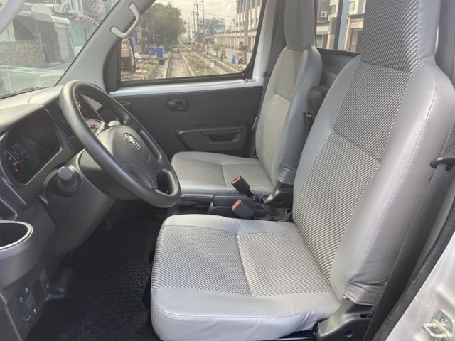 2024 自排小貨車 省油耐操 原廠保養 車況穩當當  第8張相片