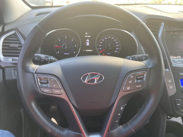 2014 聖塔非5+2 全景天窗 定速 雙區恆溫 數位電視 倒車影像 IK 電動座椅 認證車  第4張相片