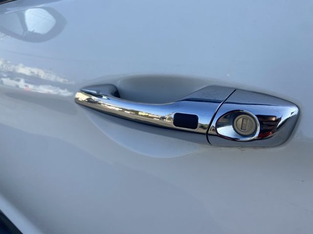 2014 聖塔非5+2 全景天窗 定速 雙區恆溫 數位電視 倒車影像 IK 電動座椅 認證車  第6張相片