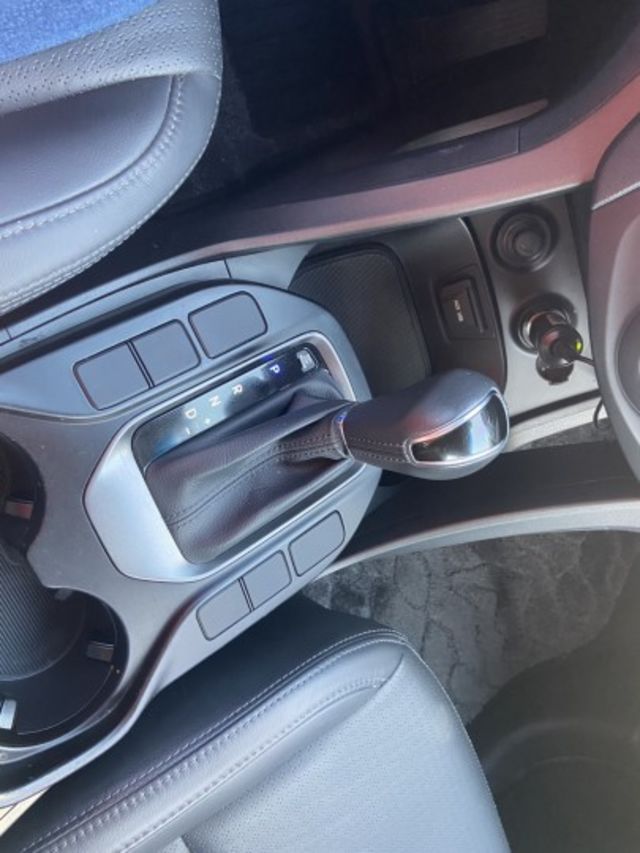 2014 聖塔非5+2 全景天窗 定速 雙區恆溫 數位電視 倒車影像 IK 電動座椅 認證車  第9張相片