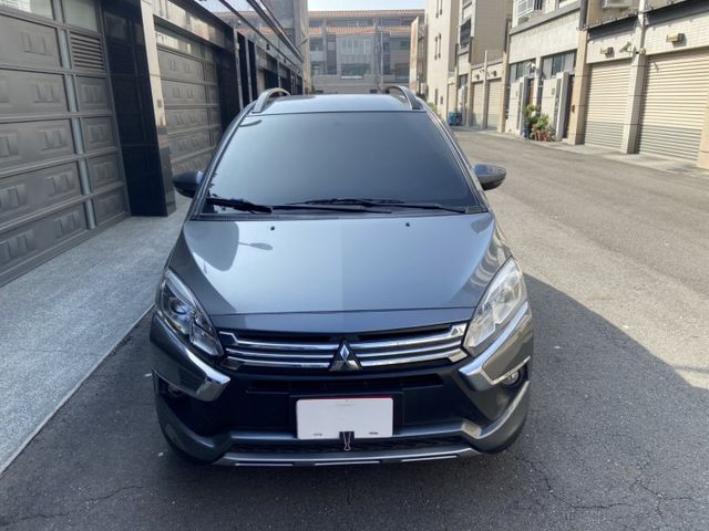 2018 可魯多 IK 盲點 摸們 定速 方向盤快控 倒車影像 電動尾門 可車換車  第2張相片