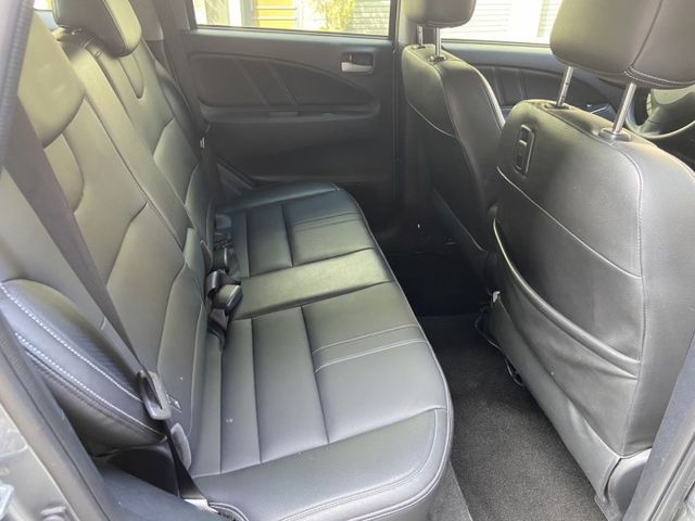 2018 可魯多 IK 盲點 摸們 定速 方向盤快控 倒車影像 電動尾門 可車換車  第13張相片