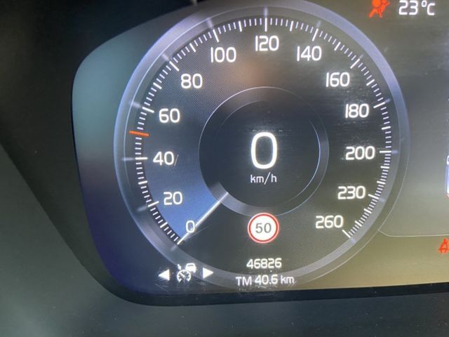 2022 XC40 完整lv2 360環景 電尾門 volvo賣最好的車 不用殺價就很便宜  第5張相片