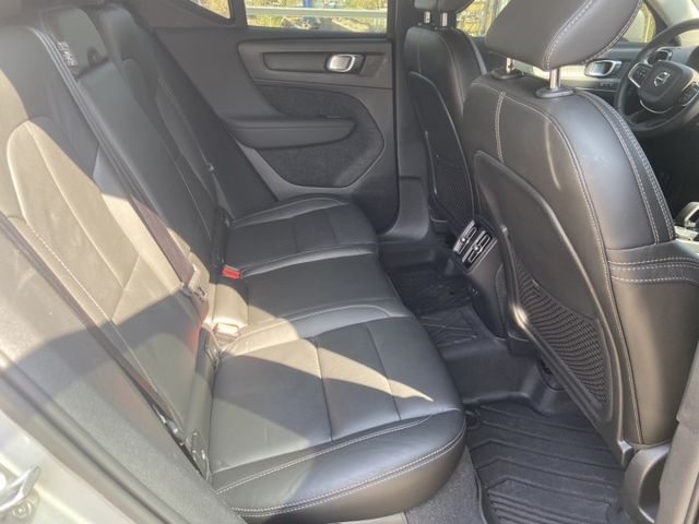 2022 XC40 完整lv2 360環景 電尾門 volvo賣最好的車 不用殺價就很便宜  第17張相片