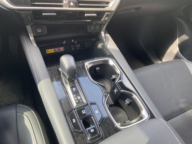 2023 RX350H 豪華房車內外超漂亮 配備滿 ACC/抬頭顯示器/盲點偵測/摸們/雙前通風加熱座椅/3區恆溫/電動  第9張相片