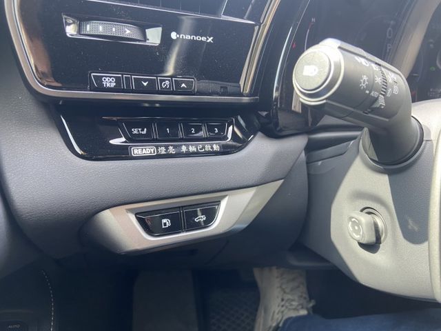 2023 RX350H 豪華房車內外超漂亮 配備滿 ACC/抬頭顯示器/盲點偵測/摸們/雙前通風加熱座椅/3區恆溫/電動  第10張相片