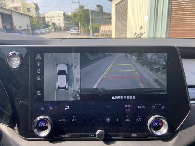 2023 RX350H 豪華房車內外超漂亮 配備滿 ACC/抬頭顯示器/盲點偵測/摸們/雙前通風加熱座椅/3區恆溫/電動  第11張相片