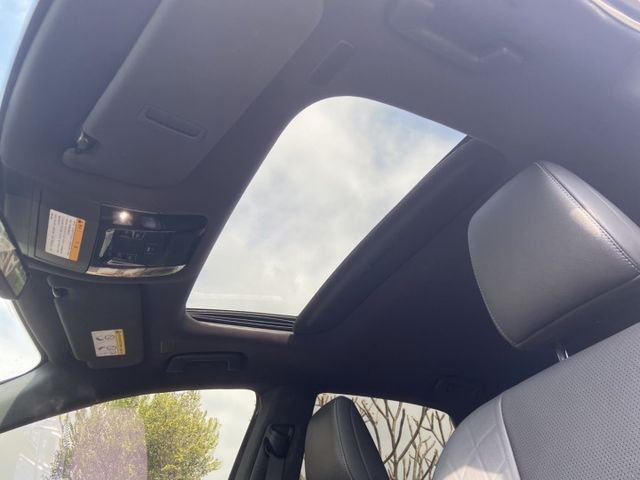 2023 RX350H 豪華房車內外超漂亮 配備滿 ACC/抬頭顯示器/盲點偵測/摸們/雙前通風加熱座椅/3區恆溫/電動  第17張相片