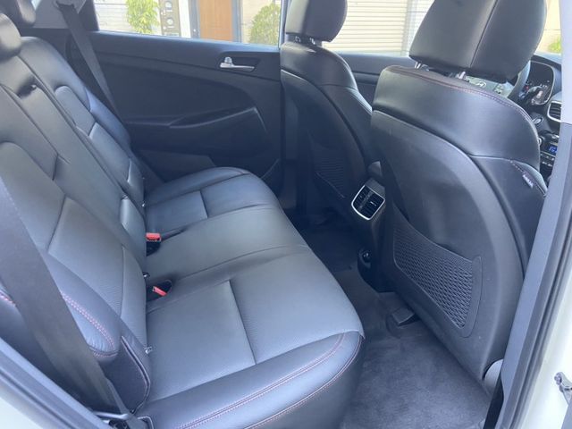 2021土桑 認證車 配備滿 ACC 電動尾門 車道維持 盲點 雙前電動椅 CARPLAY 360環景 全景天窗  第17張相片