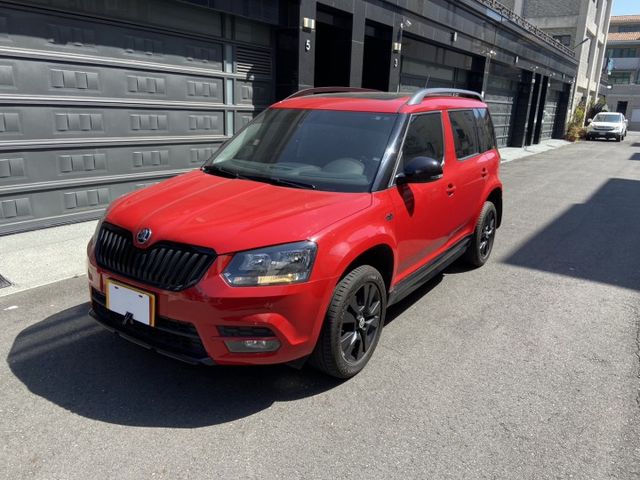 2016 YETI 1.2稅金 同級距SUV 空間最大 最安全搭載9安 全景天窗 第二排還有小餐桌 原廠保養 閥體已更新  第1張相片