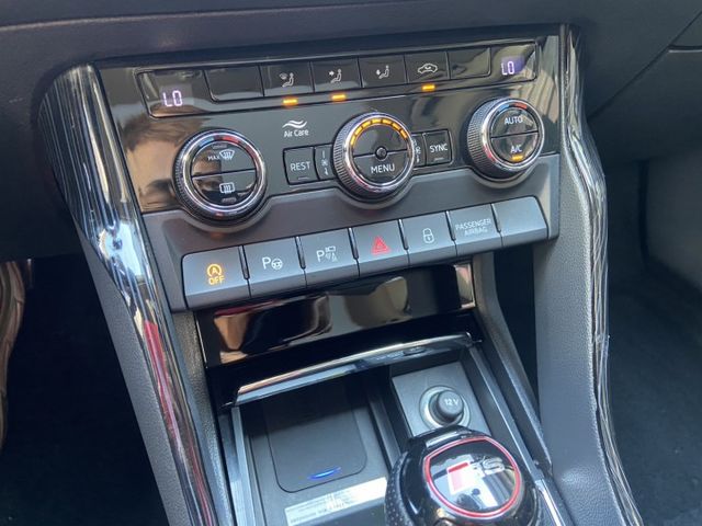 2019 2.0 4X4 完整LV2 全景天窗 正7人 360環景 自動停車 電動尾門 3區恆溫 配備滿  第8張相片