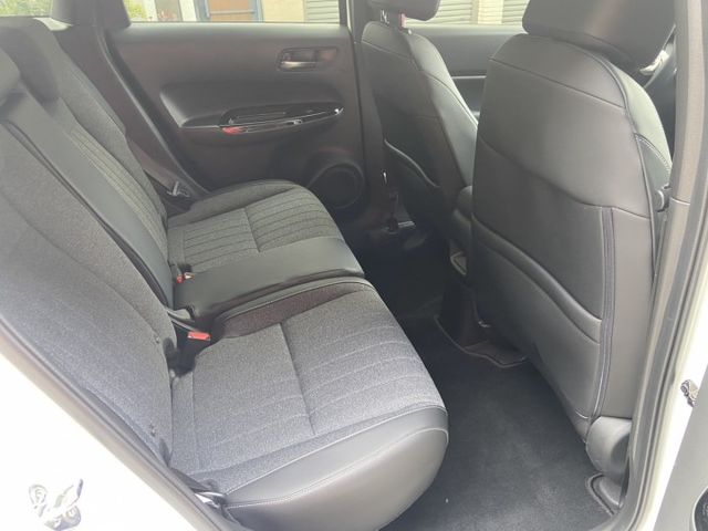 2025新款油電FIT 超級省油 原廠保固中 原鈑件 跟新車只有價差 可車換車 全額貸款  第13張相片