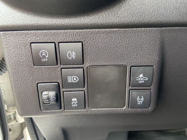 2022 湯ACE 原鈑件 自排 冷凍車廂 超級稀有 還有新車味 水產/海鮮/賣冰/老闆們快來買哦  第6張相片