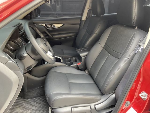 2022 X-Trail 2.0 智行版 認證車 ACC跟車 / 電動尾門 /盲點/ CARPLAY / 360還景  第13張相片