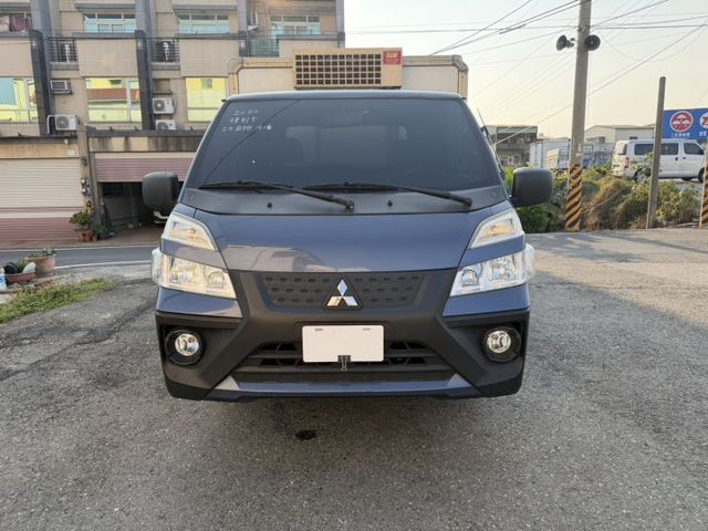 2020 得利卡 -5度保溫車廂 稀有自排 車況優良 線上預約看車送高清行車紀錄器/可車換車  第2張相片