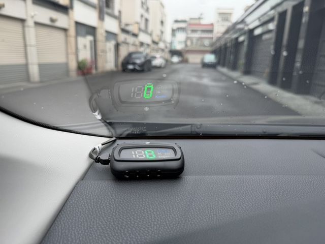 2016 ALTIS S+版 定速/方向盤快控/恆溫/抬頭顯示器/ 預約看車送萬元好禮 / 可車換車  第8張相片