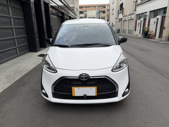 2023 Sienta 5人座 1.8起步輕快有力 方向盤快控 / 倒車顯影 / 車道偏移 / 便宜 / 可車換車  第2張相片