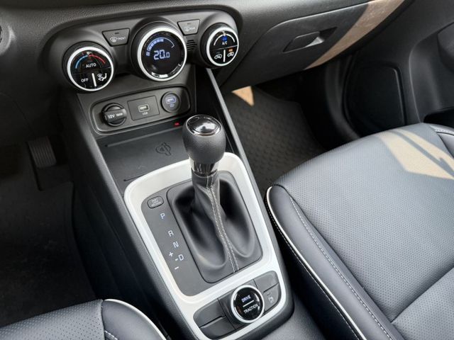 2020 帆優 GLC版頂級 認證車 定速/車道維持/360環景/CARPLAY/原廠保養/盲點/摸們/導航  第10張相片