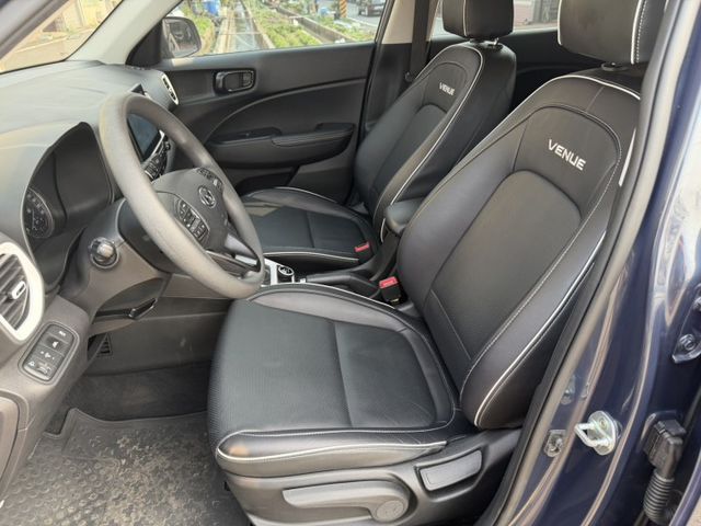 2020 帆優 GLC版頂級 認證車 定速/車道維持/360環景/CARPLAY/原廠保養/盲點/摸們/導航  第14張相片