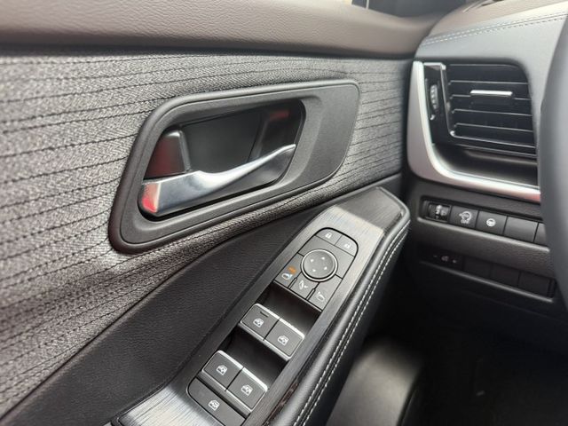 2025 大改款 新款車頭 輕油電 1.5稅金/ACC跟車/盲點/摸們/定速/AEB/可全貸/可車換車  第8張相片