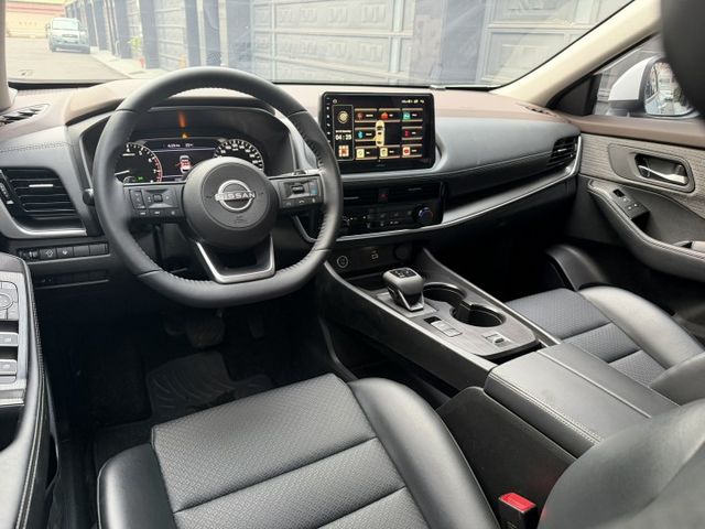 2025 大改款 新款車頭 輕油電 1.5稅金/ACC跟車/盲點/摸們/定速/AEB/可全貸/可車換車  第14張相片