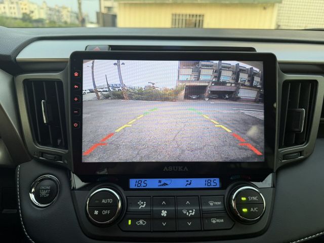 2017 RAV4 定速/摸們/電動椅/倒車顯影/原廠保養/IK免鑰駛/恆溫/ 國民神車  第8張相片