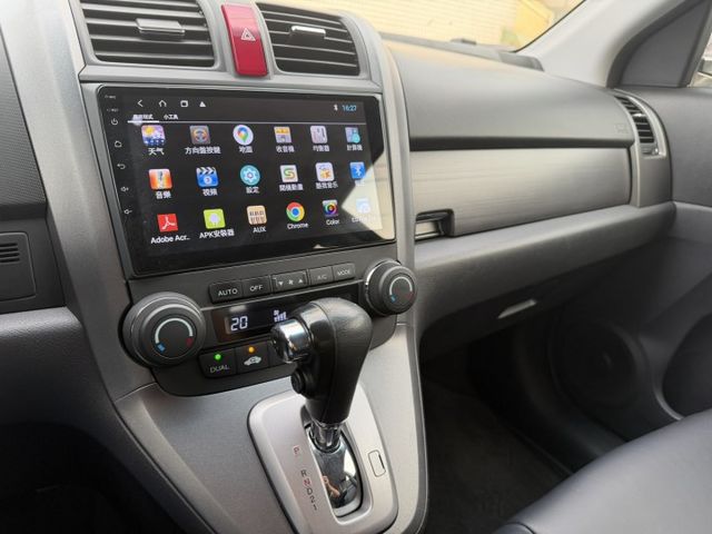 2009 4WD CRV 內裝顧的超級漂亮 引擎變速箱冷氣 超健康 升級安卓機 有快撥/電折/原廠保養  第8張相片