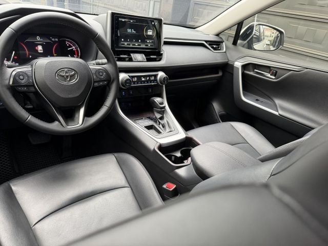 2019 RAV4 旗艦頂級版 ACC跟車/盲點偵測/摸們/電動尾門/360環景/雙前加熱座椅/電動/便宜  第16張相片